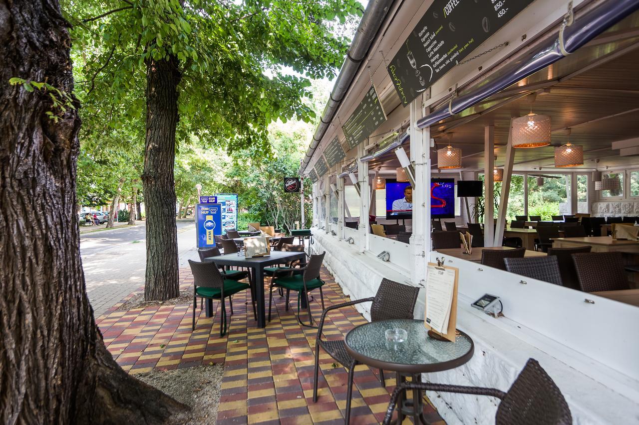 CE Napfény Hotel Siófok Extérieur photo